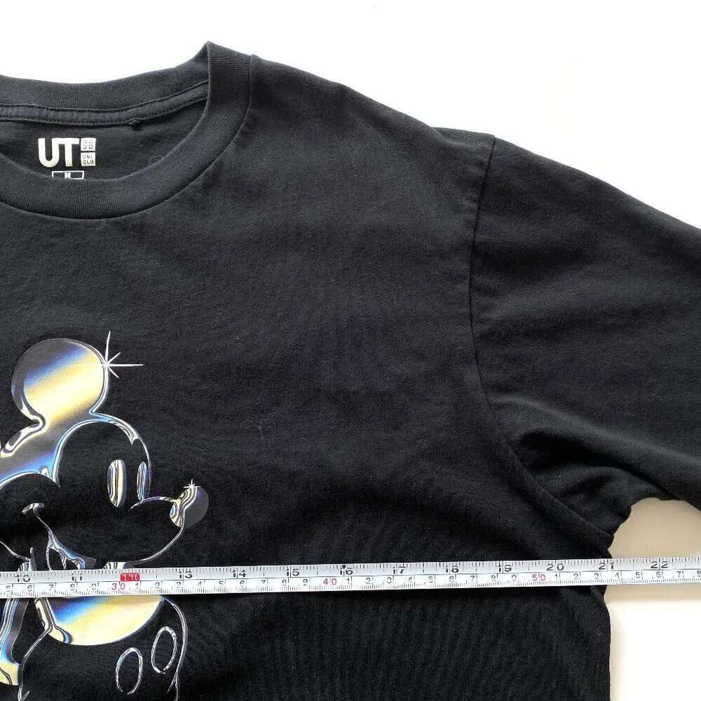 Uniqlo x Disney Mickey Mouse Black Graphic T-Shirt Unisex Size M - Picture 7 of 8